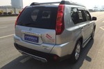 日产奇骏2010款2.5L CVT至尊版 4WD