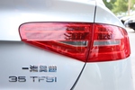 奥迪A4L2013款35 TFSI(2.0T)自动舒适型