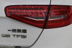 奥迪A4L2013款35 TFSI 自动标准型