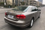 大众帕萨特2011款1.8TSI DSG尊荣版