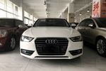 奥迪A4L2016款35 TFSI 自动标准型