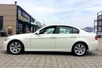 宝马3系2007款新325i 2.5 手自一体豪华运动型