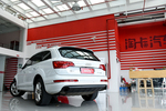 奥迪Q72013款35 TFSI 舒适型