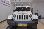 Jeep牧马人四门版2015款3.0L 撒哈拉 舒享版