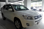 丰田RAV42009款2.4L 手动豪华导航版