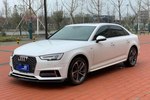 奥迪A4L2018款30周年版 40TFSI 进取型