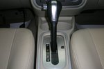 众泰50082010款1.3L CVT标准型