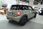 MINIMINI2019款1.5T COOPER 艺术家 五门版