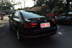 大众帕萨特2011款1.8TSI DSG尊荣版