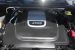 Jeep指挥官2008款5.7L HEMI