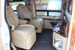 GMC Savana2013款6.0L 领袖级商务车