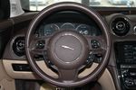 捷豹XJ2014款XJL 2.0T 两驱典雅商务版