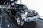 Jeep牧马人四门版2010款3.8L 罗宾汉