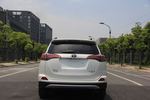 丰田RAV42016款荣放 2.0L CVT四驱新锐版