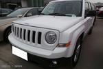 Jeep自由客2014款2.4L 豪华导航版