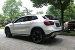 奔驰GLA级2017款GLA 220 4MATIC 时尚型