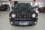 Jeep自由客2013款2.4L 豪华导航版