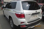 丰田汉兰达2012款2.7L 两驱精英版 (5座)