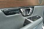 捷豹XJ2016款XJL 2.0T 两驱典雅商务版