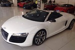 奥迪R82011款Spyder 5.2 FSI quattro