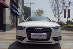 奥迪A4L2013款35 TFSI 自动标准型