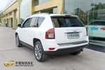 Jeep指南者2014款2.4L 四驱豪华导航版