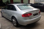 奥迪A4L2010款2.0TFSI 运动型