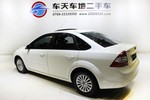 福特福克斯三厢2013款三厢经典 1.8L 手动基本型