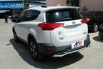 丰田RAV42015款2.0L CVT四驱新锐版