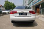 奥迪A4L2015款35 TFSI 自动标准型