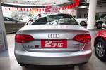 奥迪A4L2010款2.0TFSI 标准型