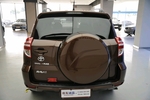 丰田RAV42013款2.0L 自动 特享经典版