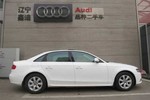 奥迪A4L2011款2.0TFSI 标准型