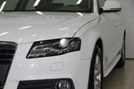 奥迪A4L2011款2.0TFSI 标准型