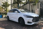 比亚迪宋MAX2018款1.5T 自动智联尊享型7座