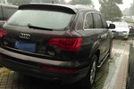 奥迪Q72012款3.0TFSI 技术型(245KW)