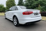 奥迪A4L2015款45 TFSI quattro个性运动型