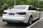 奥迪A4L2017款40TFSI 时尚型