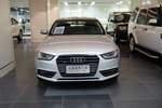 奥迪A4L2013款40 TFSI quattro个性运动型