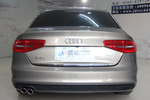 奥迪A4L2013款40 TFSI quattro运动型