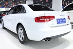 奥迪A4L2013款35 TFSI(2.0T)自动舒适型