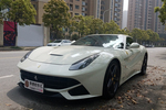 法拉利F12 berlinetta2013款6.3L 标准型