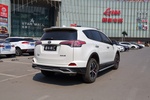 丰田RAV42016款荣放 2.0L CVT两驱风尚版