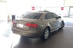 奥迪A4L2011款2.0TFSI 标准型