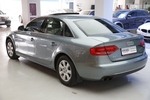 奥迪A4L2009款2.0TFSI 标准型