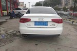 奥迪A4L2015款35 TFSI 自动舒适型