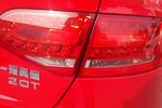 奥迪A4L2010款2.0TFSI 标准型