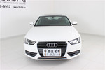 奥迪A4L2013款35 TFSI 自动标准型