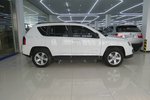 Jeep指南者2013款2.0L 两驱运动版