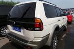 三菱帕杰罗sport2006款3.0 GLS 自动四驱型